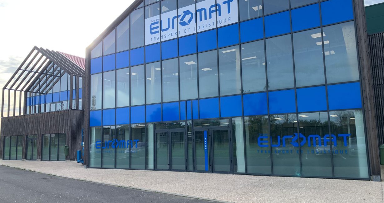 Projet signalétique et décoration EUROMAT