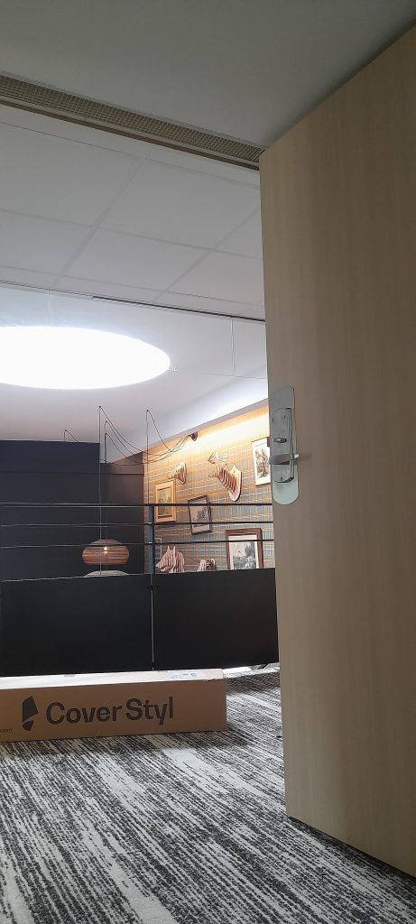 Covering des portes au Novotel Rouen